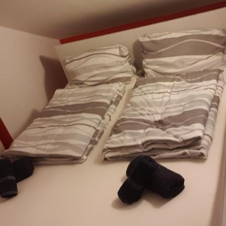 Schoene Wohnung Zentral Ингольштадт Экстерьер фото
